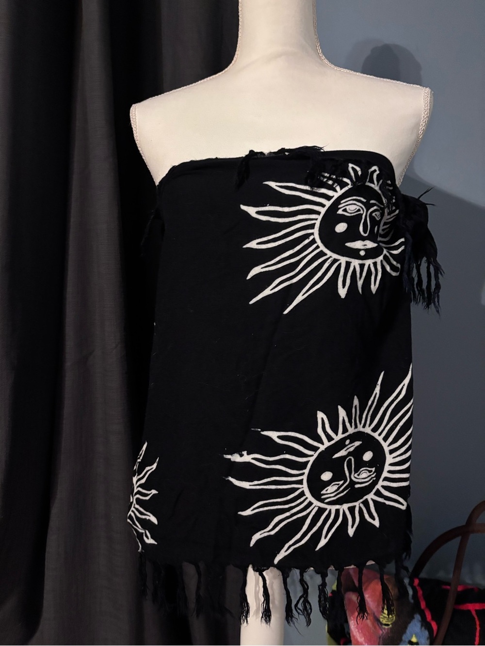 Beach Ready.. Black Sarong with White Sun faces.  Cover-Up or wrap